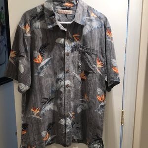 Tommy Bahama silk short sleeve shirt size L
